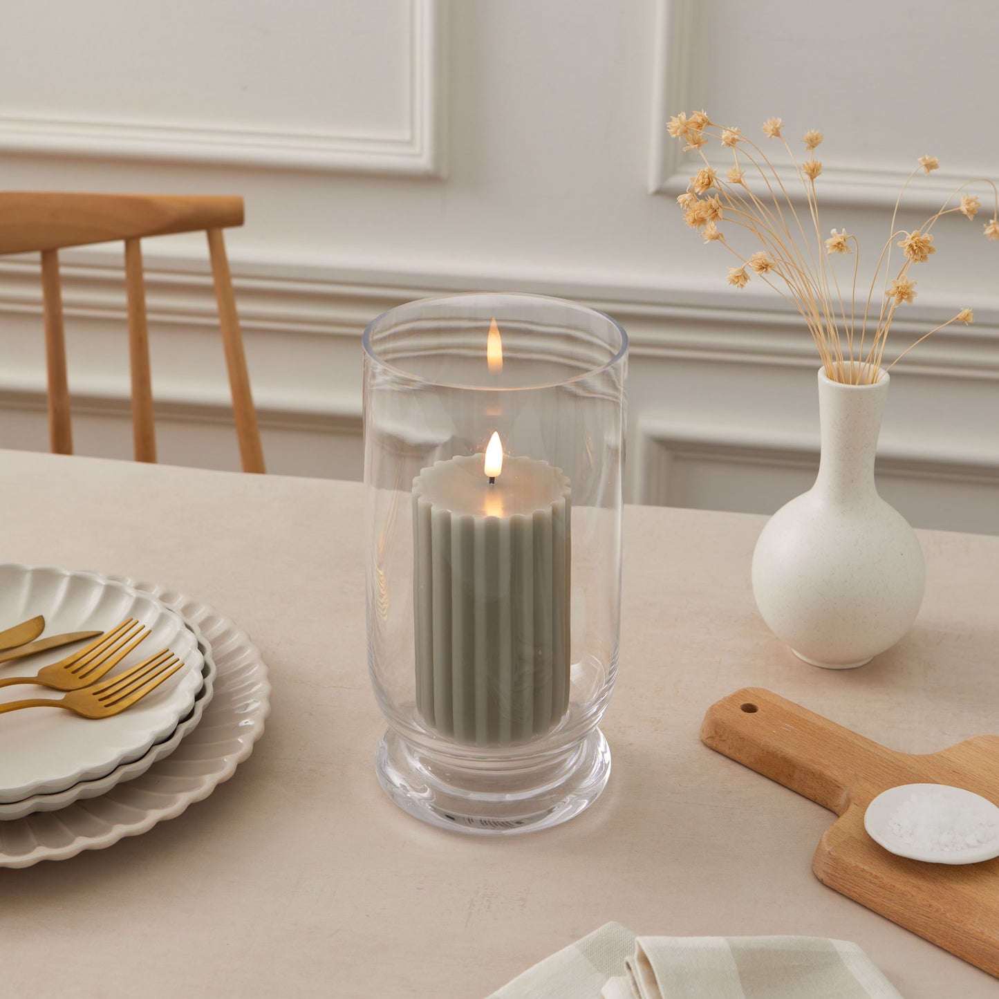 Single Wax LED Candle with Grooved Edge – 12.5cm Pillar Candle