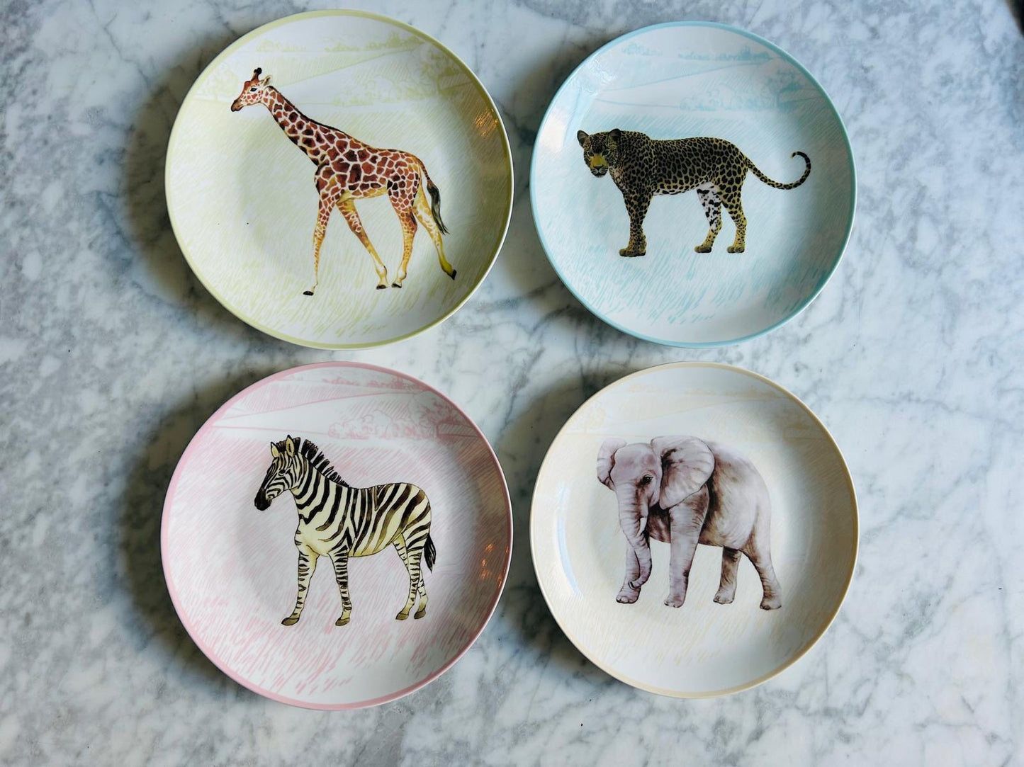 Decorative Side Plates | Set of 4 | New Bone China | 19cm | Animals design