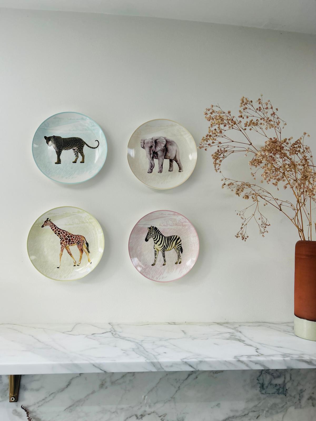 Decorative Side Plates | Set of 4 | New Bone China | 19cm | Animals design